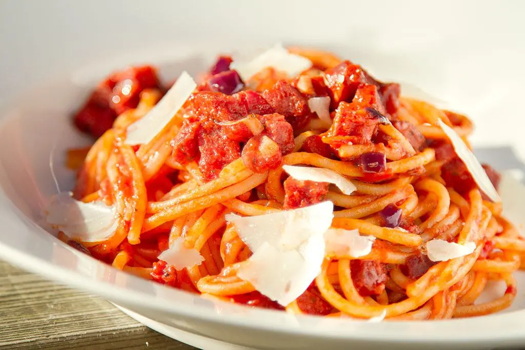 Spaghetti met salami